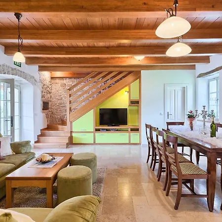 Katerina Holiday home *